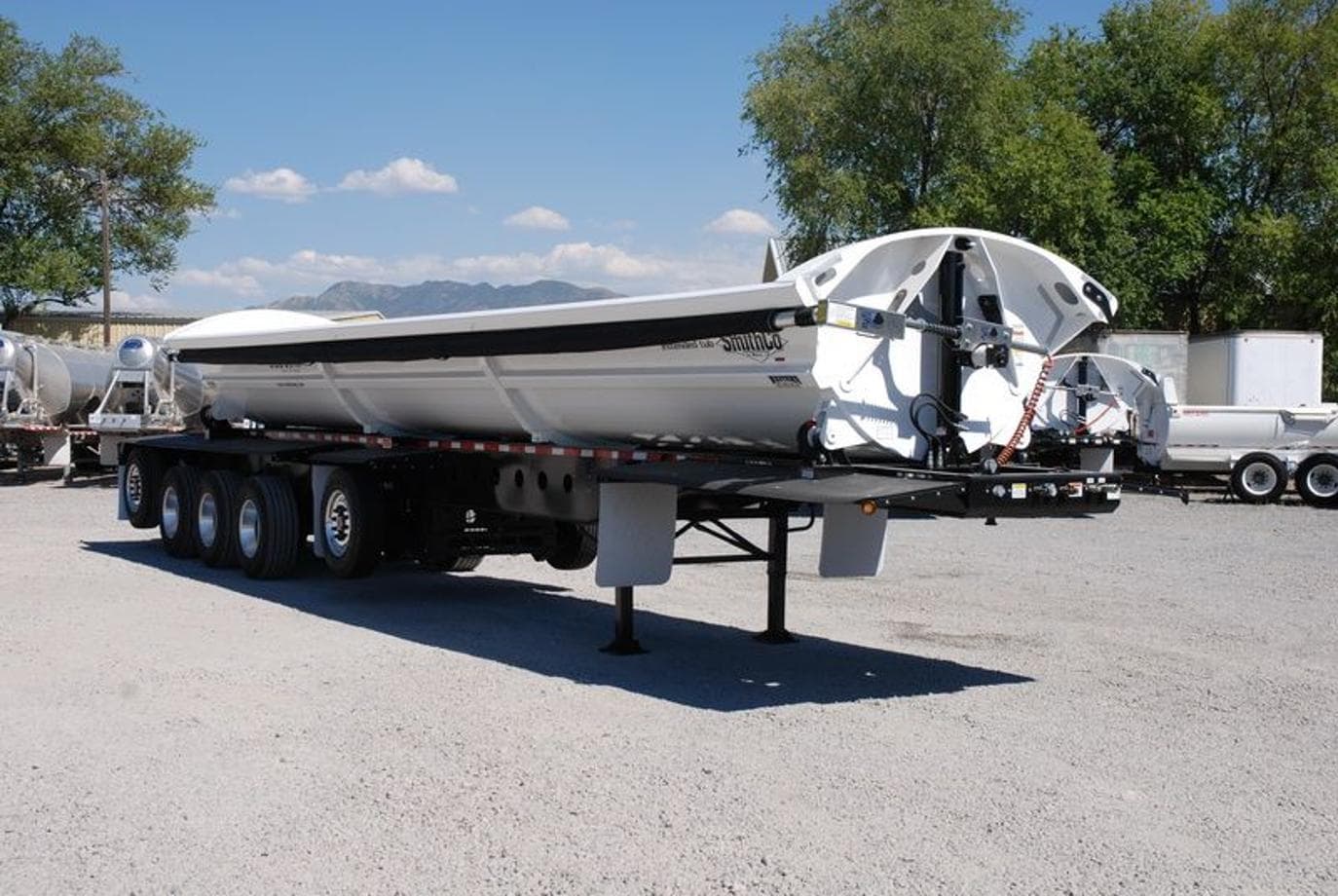 Side Dump Trailers